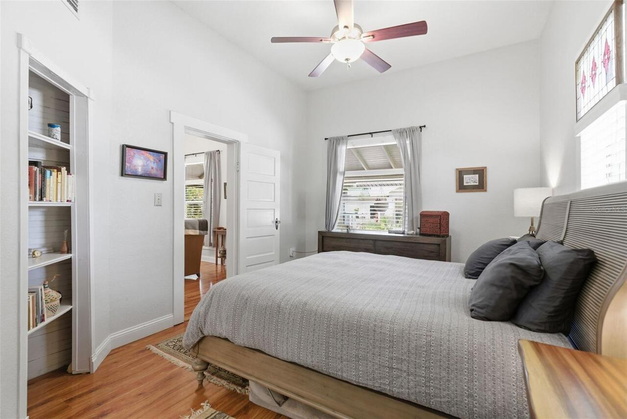 Listing Photo 12