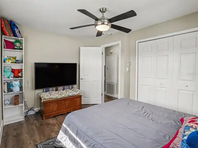 Listing Photo 18