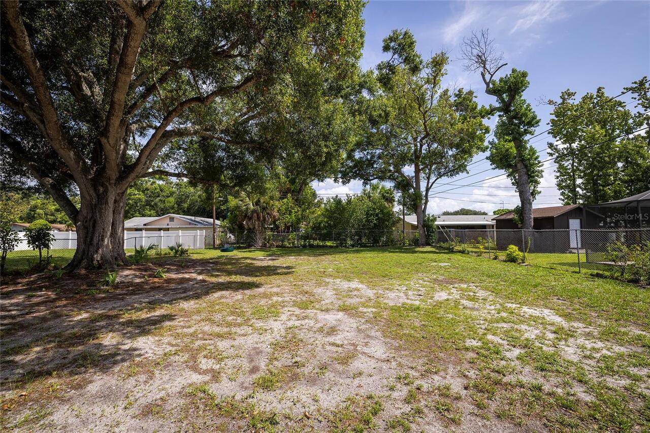 Listing Photo 32