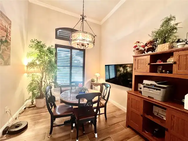Listing Photo 17