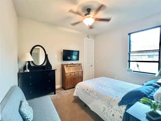Listing Photo 24