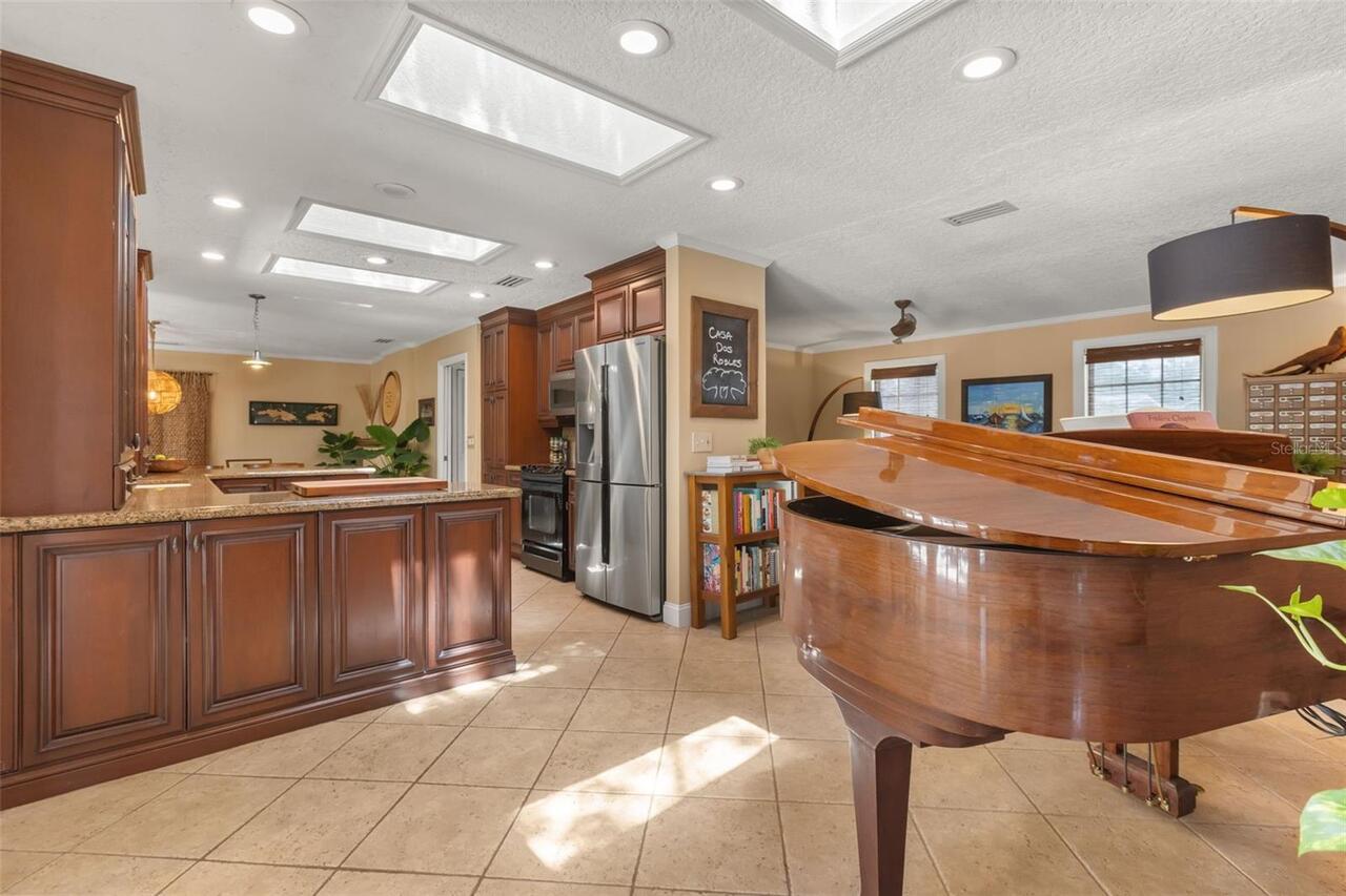 Listing Photo 16