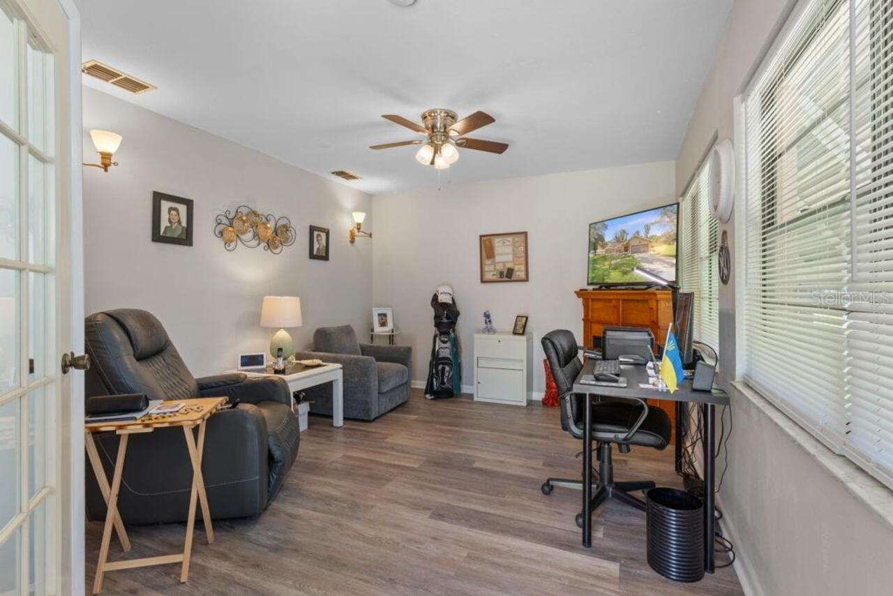 Listing Photo 19