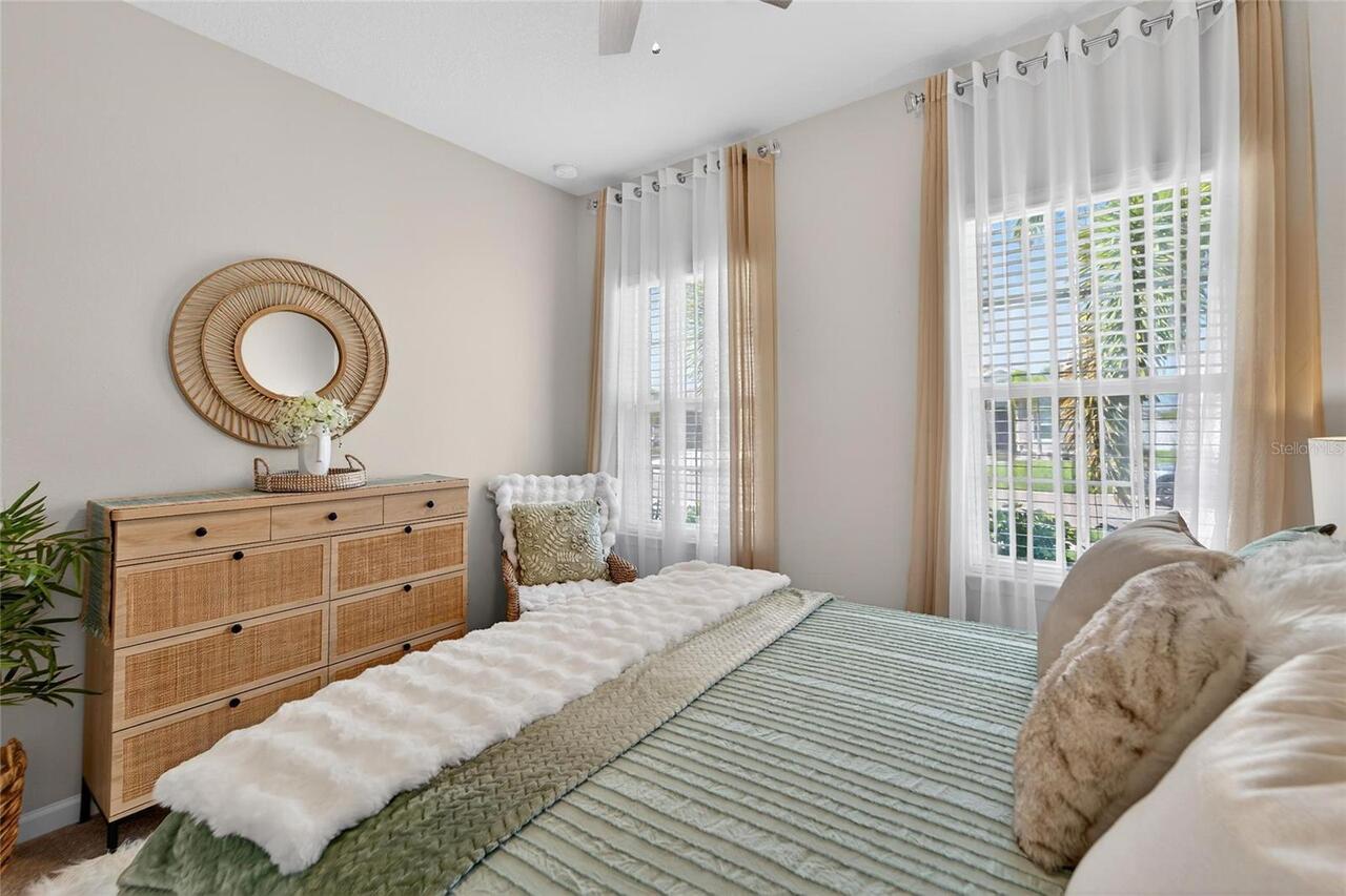Listing Photo 9