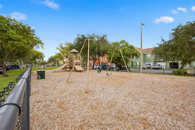 Listing Photo 21