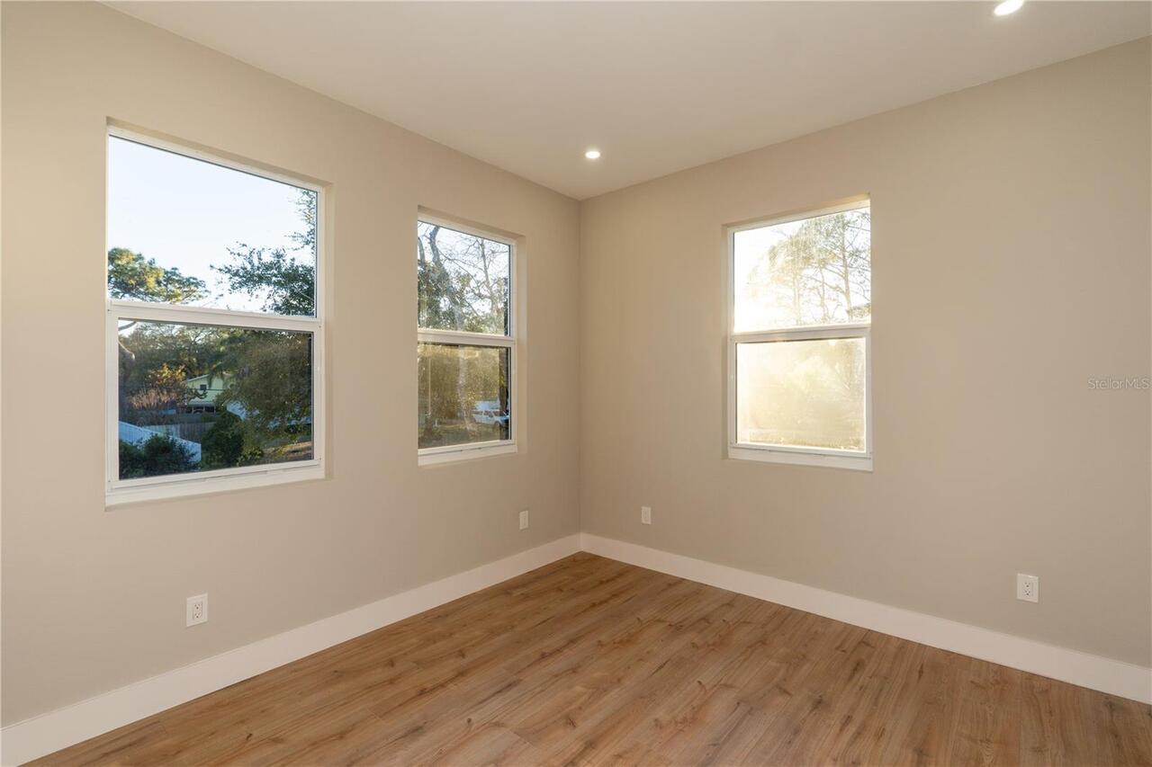 Listing Photo 43