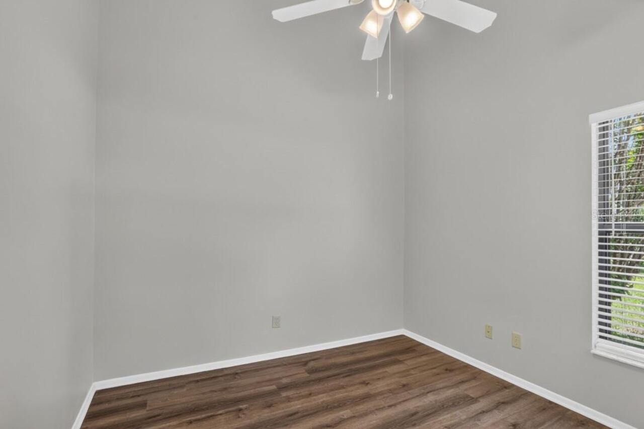 Listing Photo 33