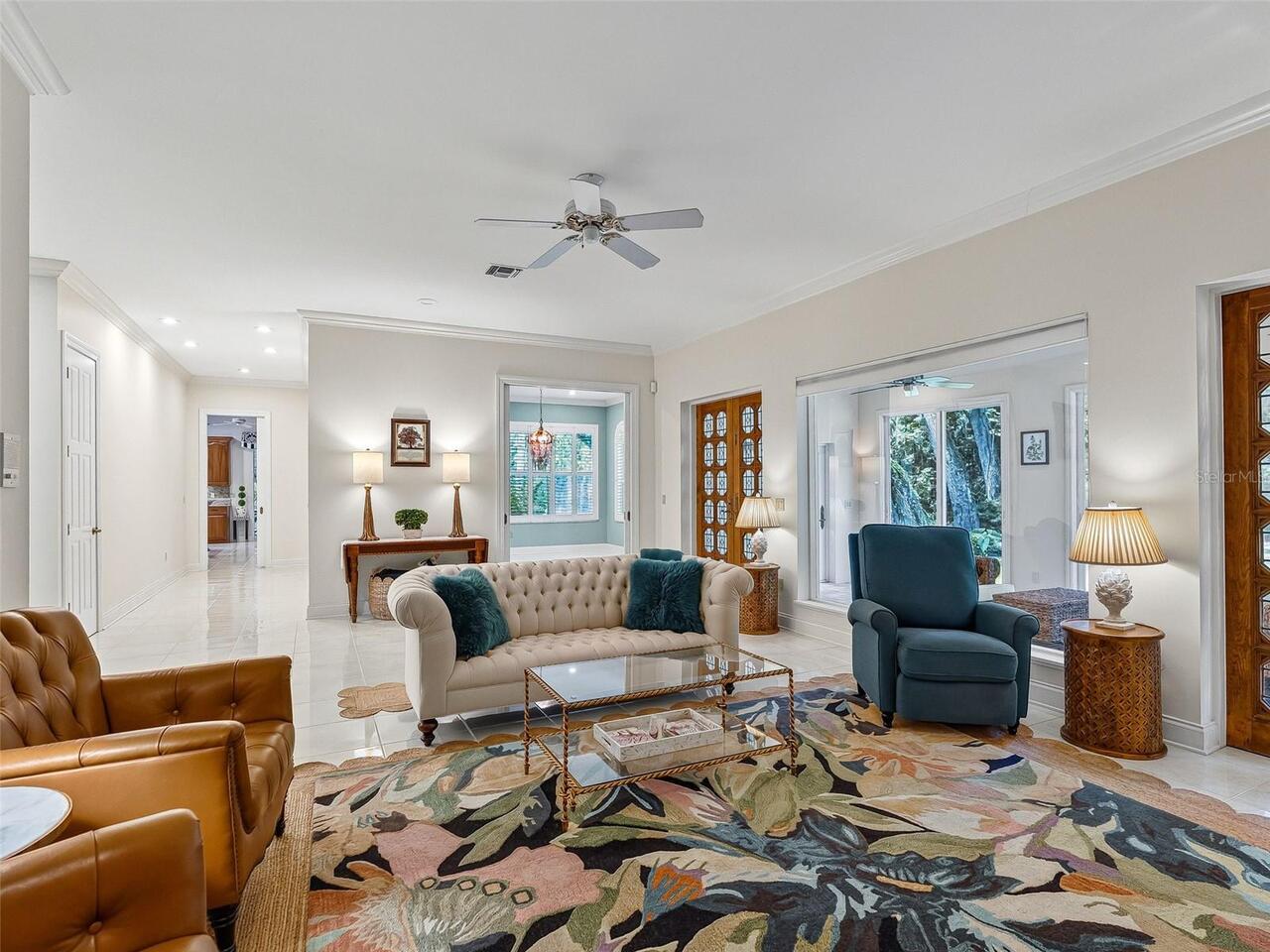 Listing Photo 12