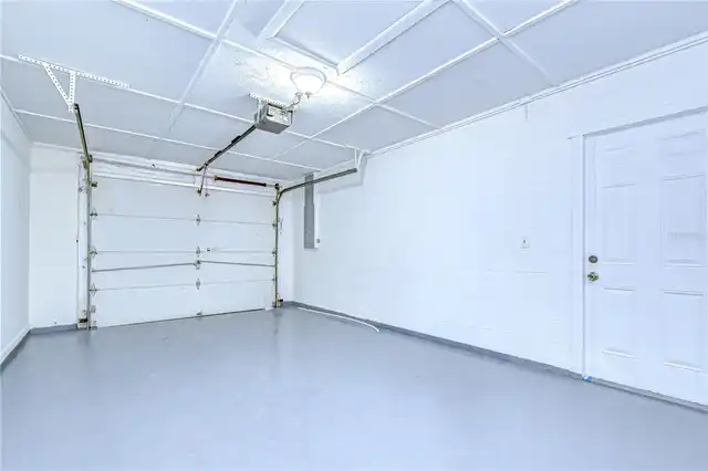 Listing Photo 16