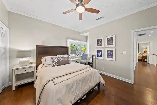 Listing Photo 37