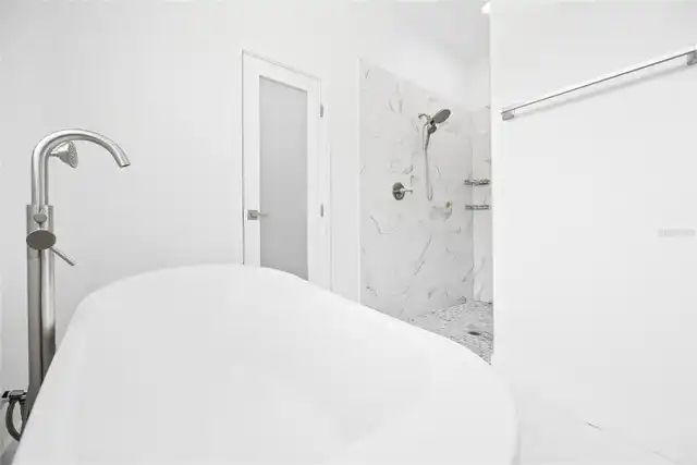 Listing Photo 13