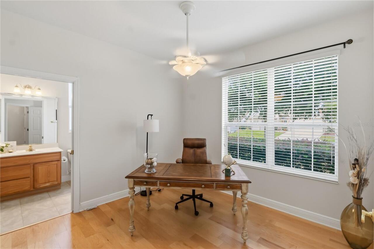 Listing Photo 18