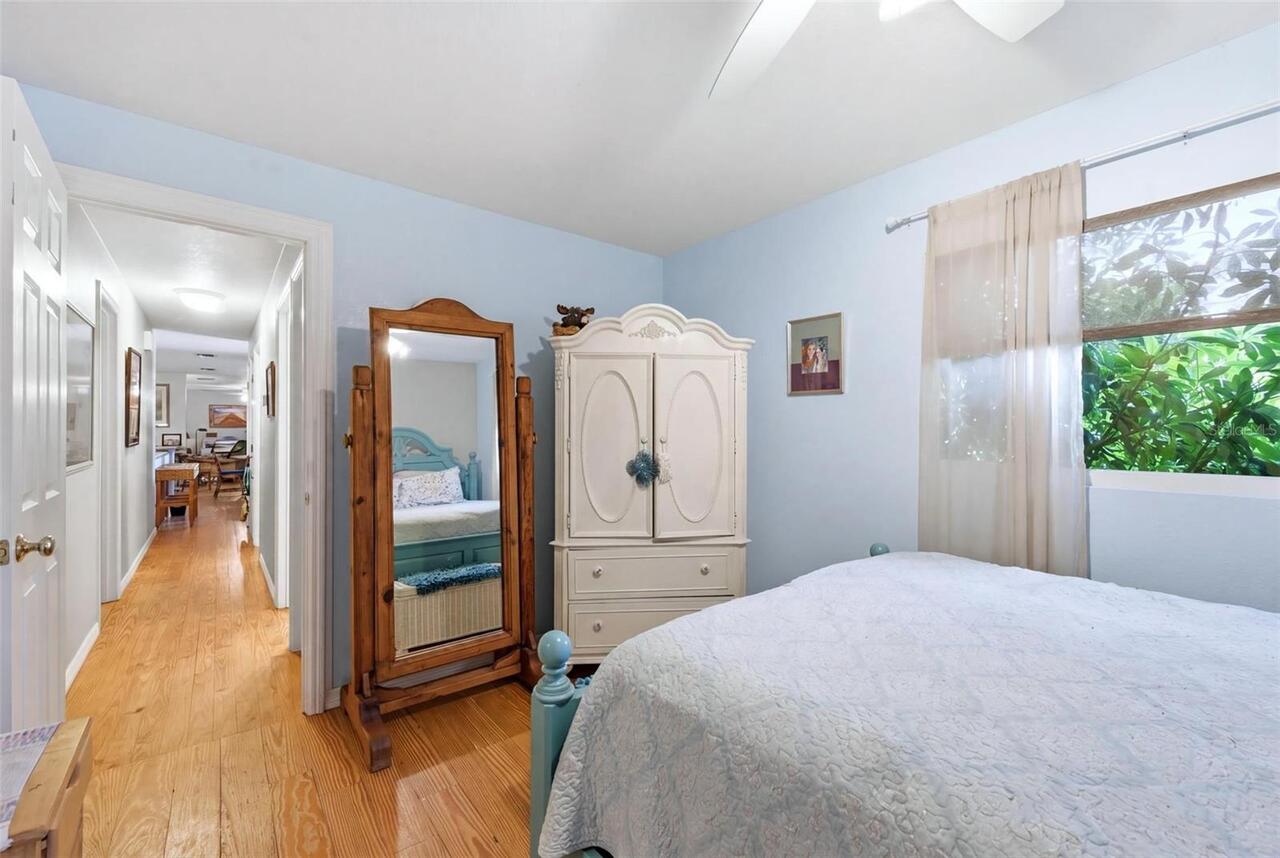 Listing Photo 20