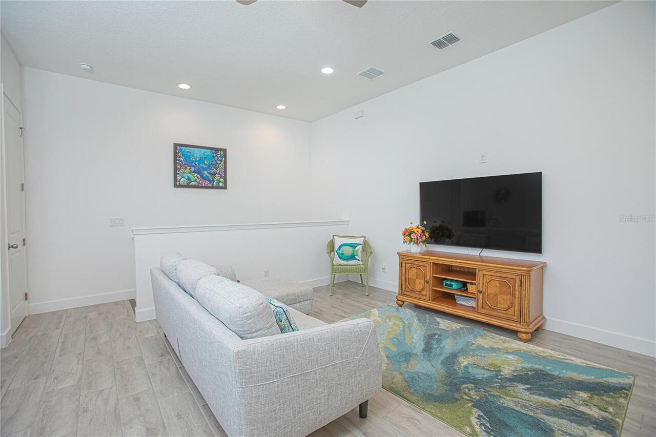 Listing Photo 43