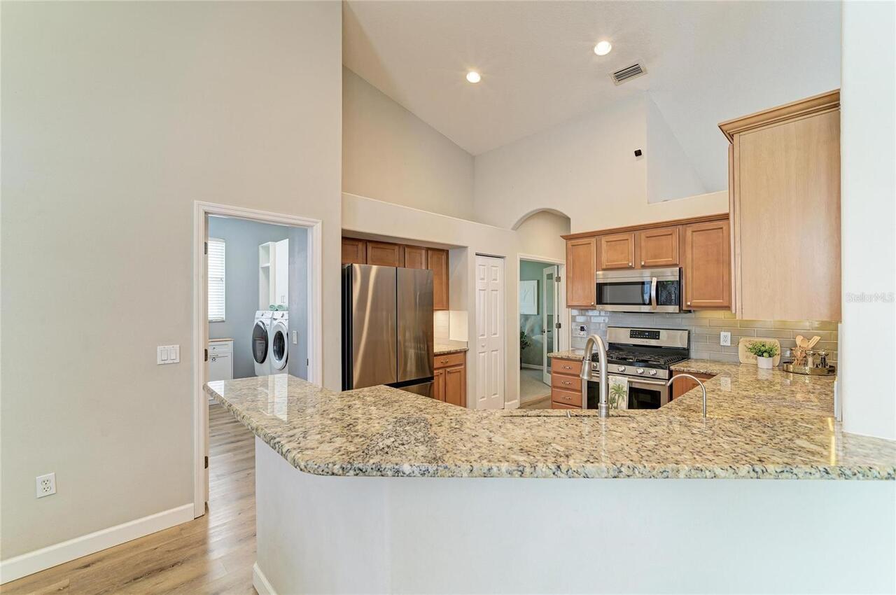 Listing Photo 10