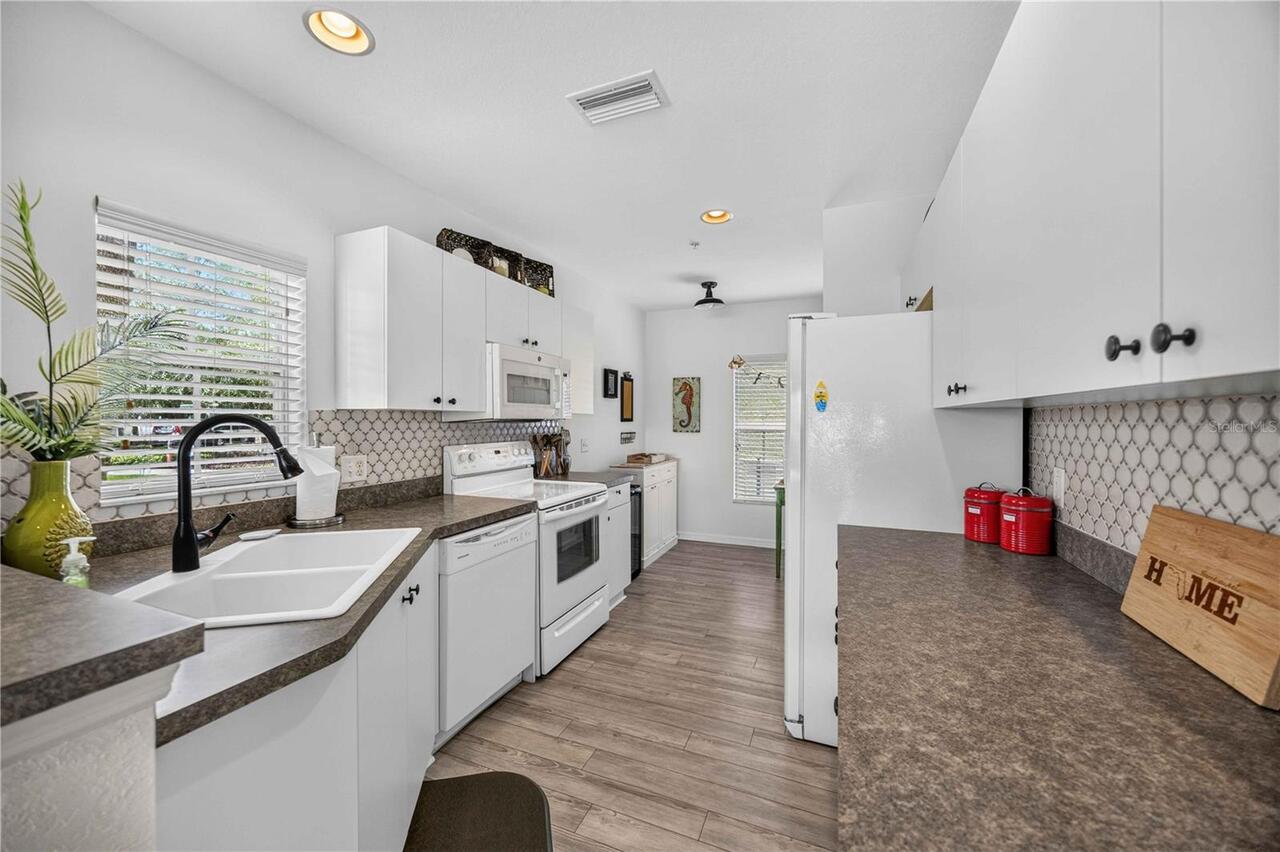 Listing Photo 19