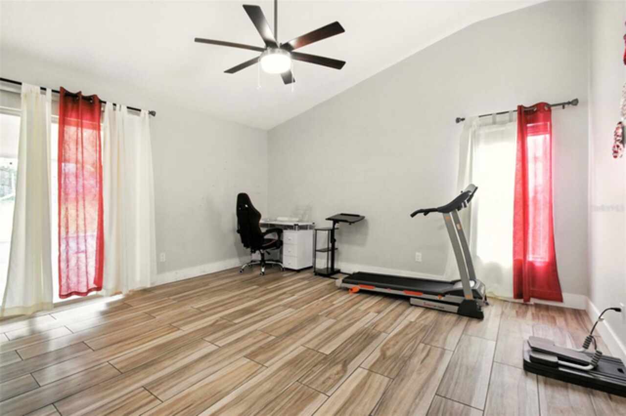 Listing Photo 13