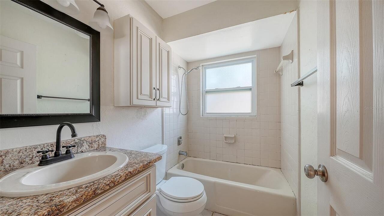 Listing Photo 15
