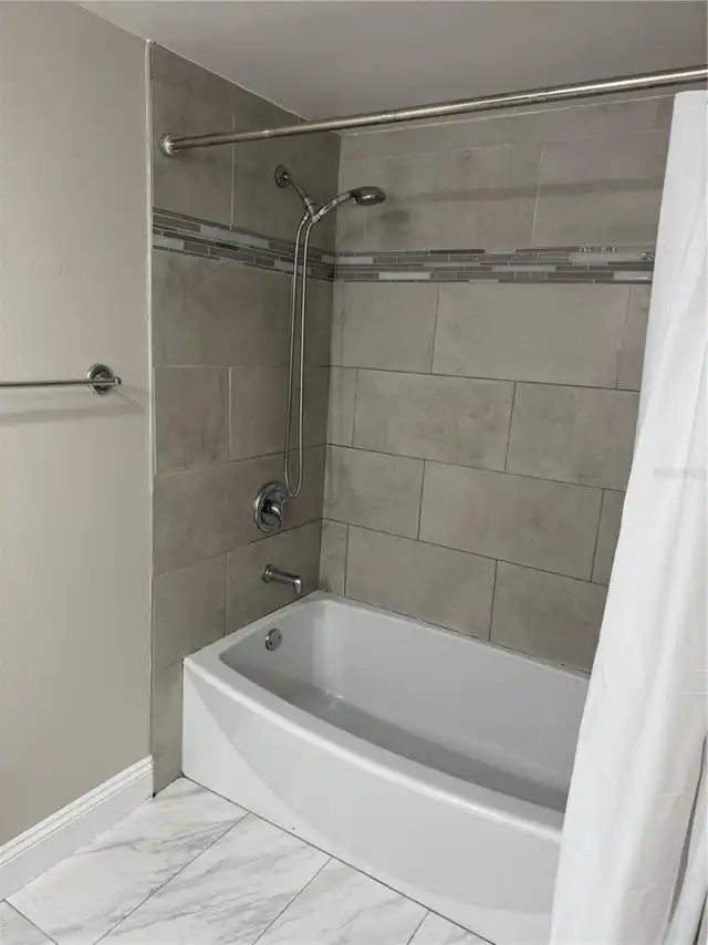 Listing Photo 20