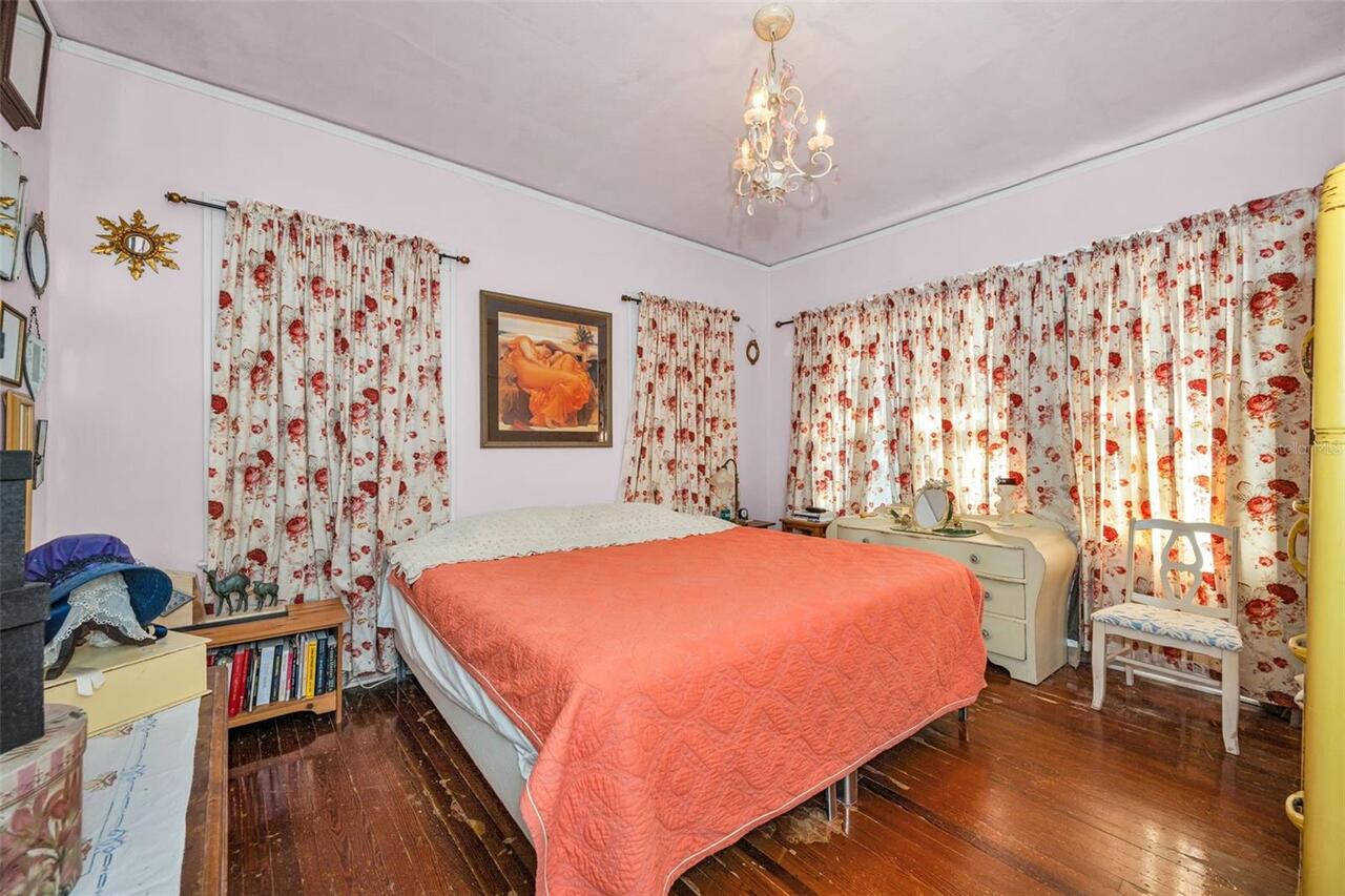 Listing Photo 10