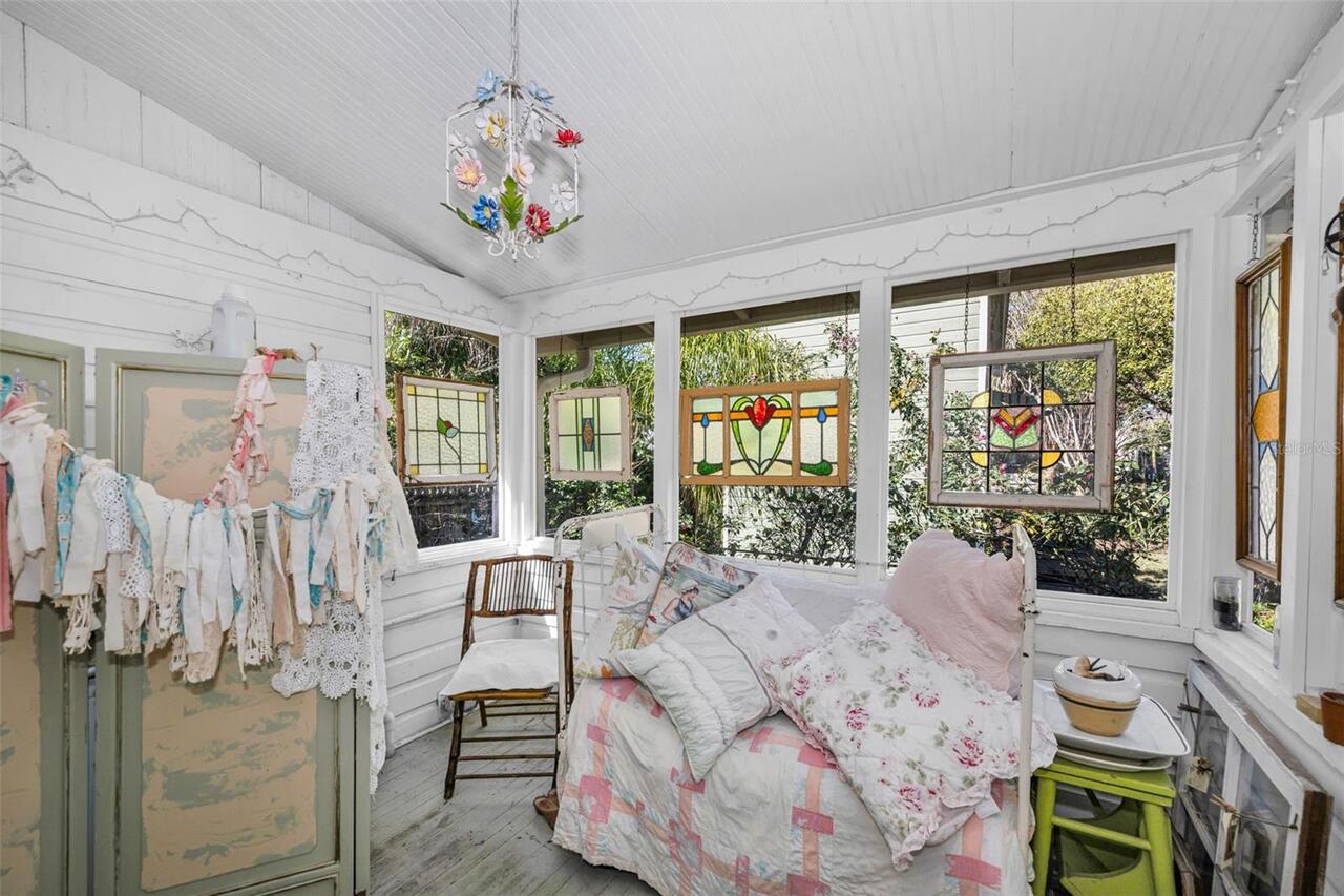 Listing Photo 11