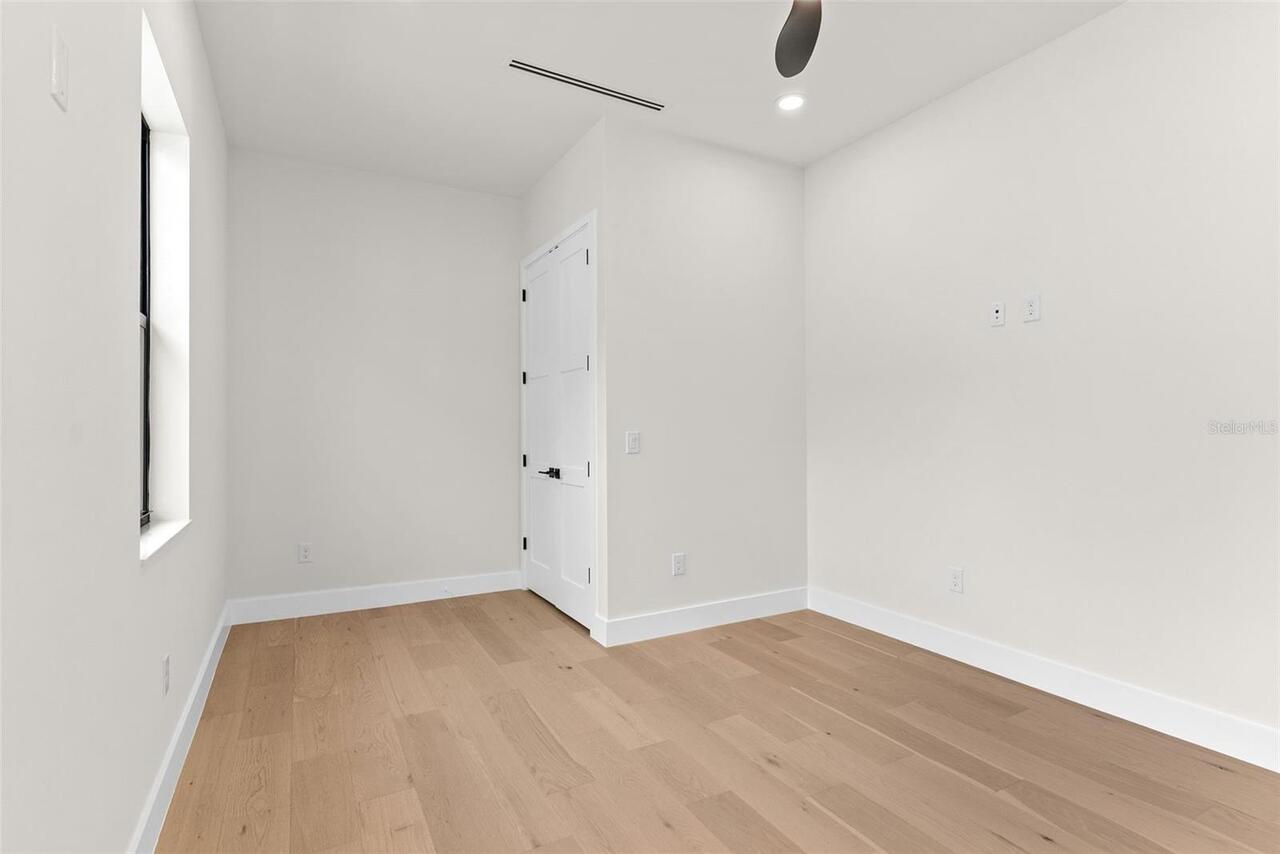 Listing Photo 41
