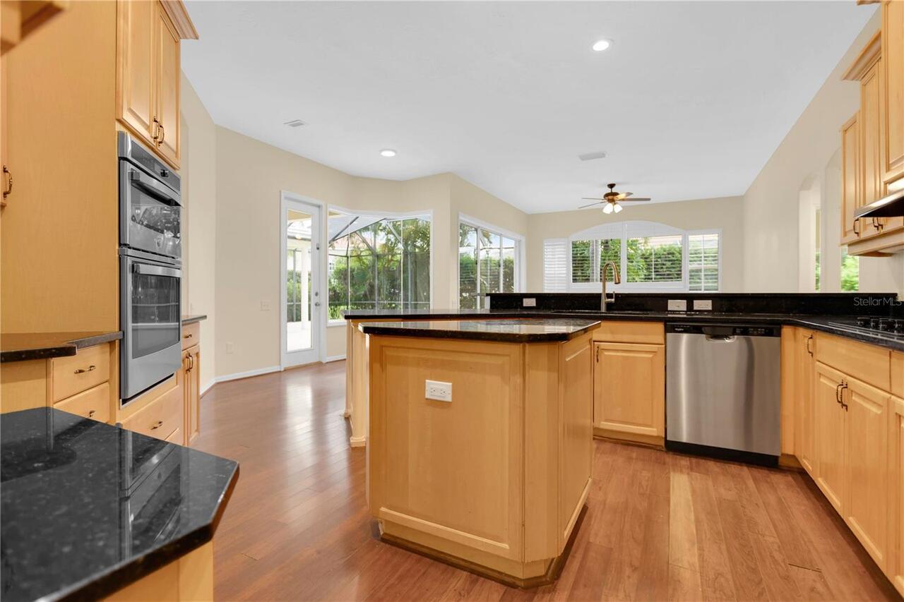 Listing Photo 10