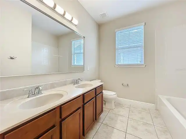 Listing Photo 37