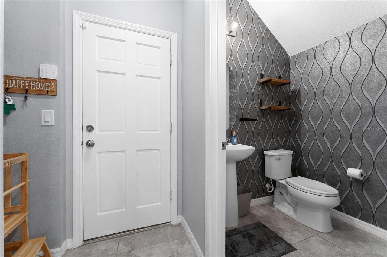 Listing Photo 10