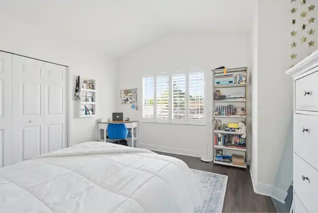 Listing Photo 18