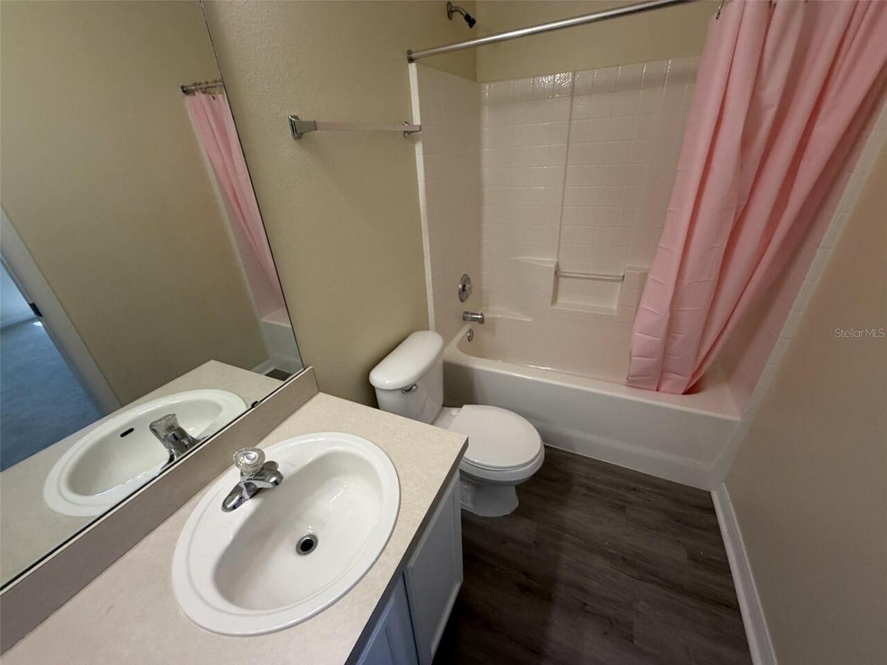 Listing Photo 16