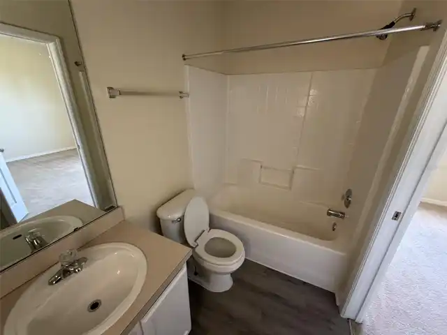 Listing Photo 19