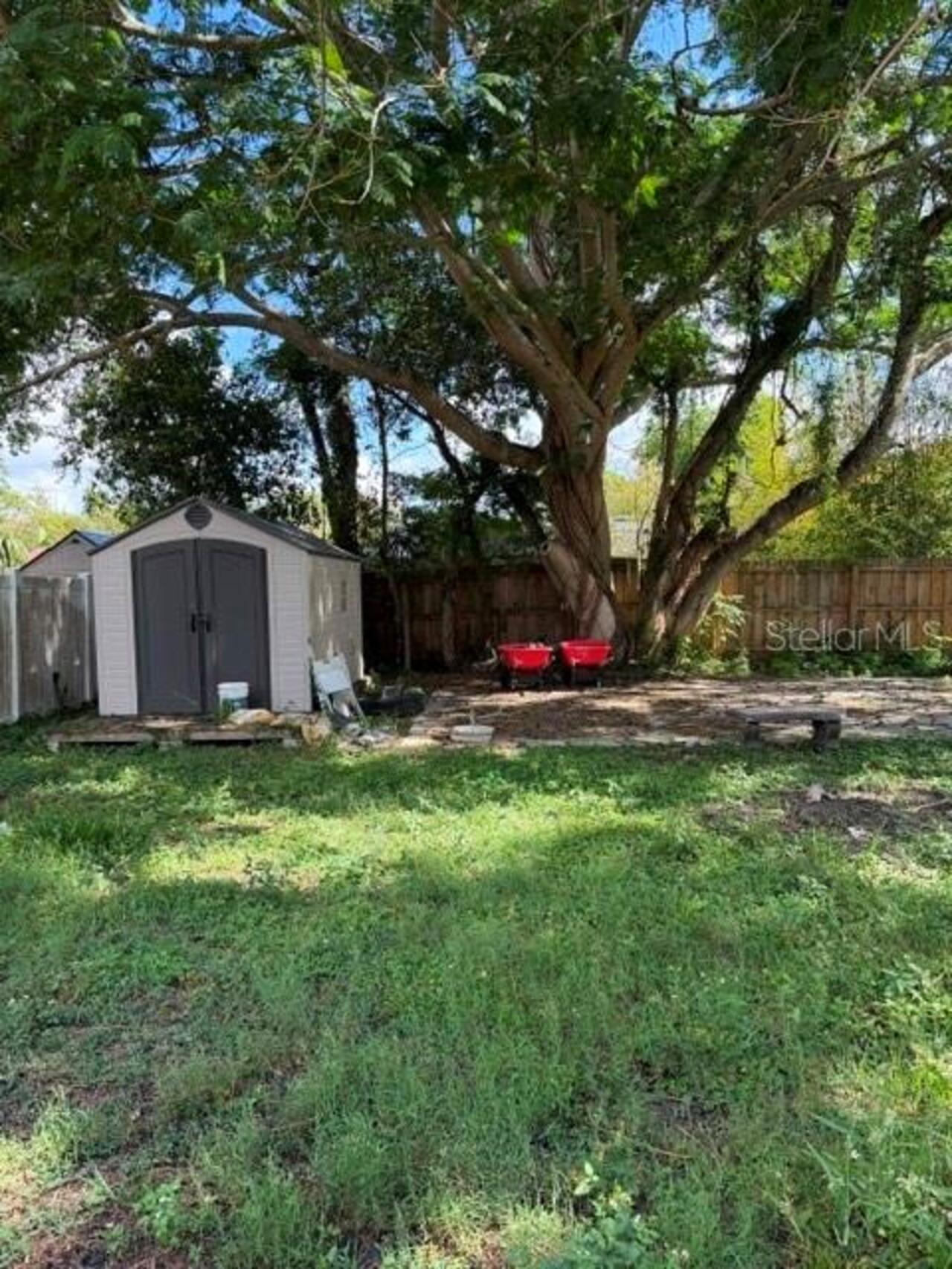 Listing Photo 9