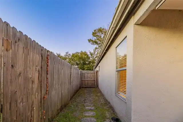 Listing Photo 23