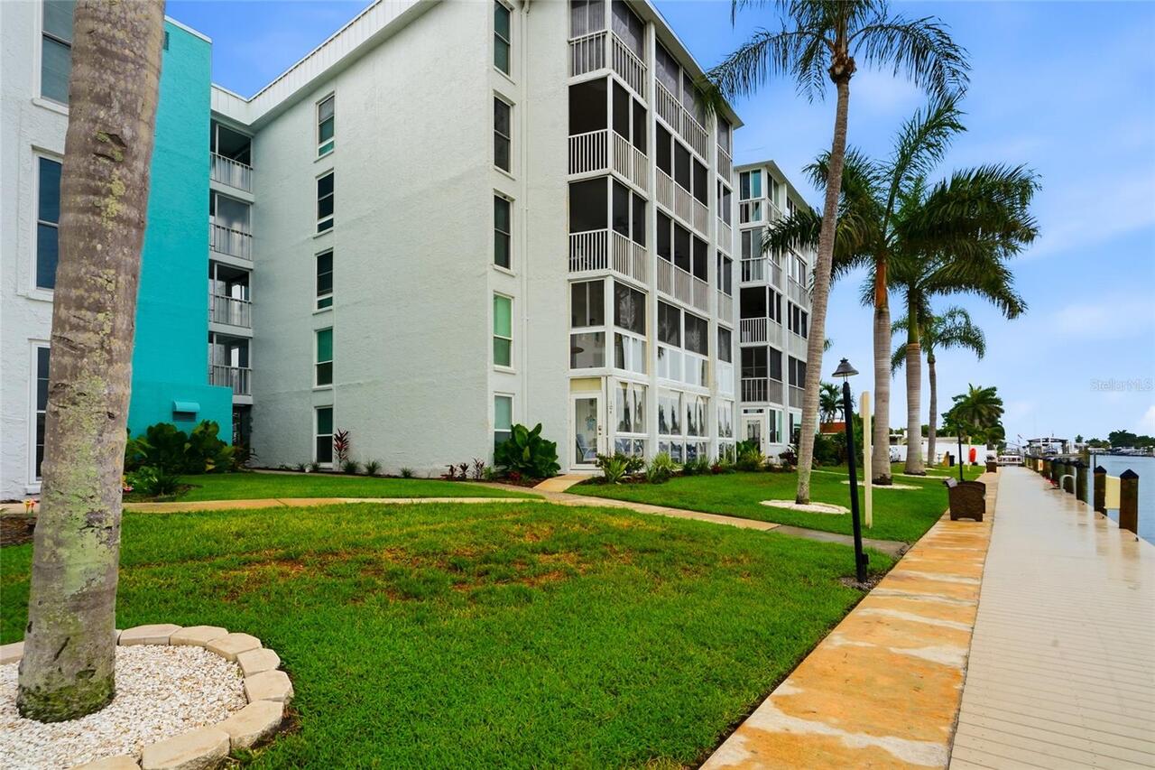 Listing Photo 25