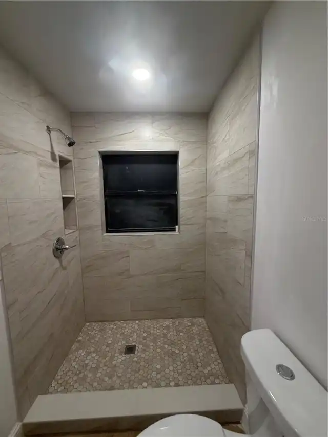 Listing Photo 37