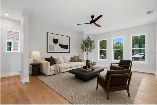 Listing Photo 10