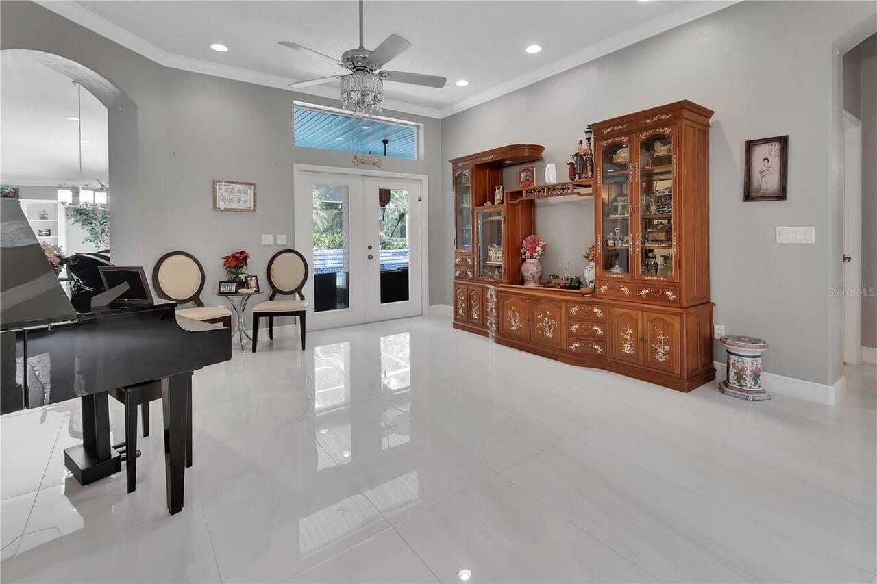 Listing Photo 7