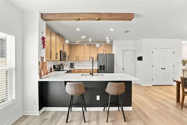 Listing Photo 11