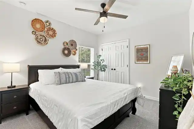 Listing Photo 22