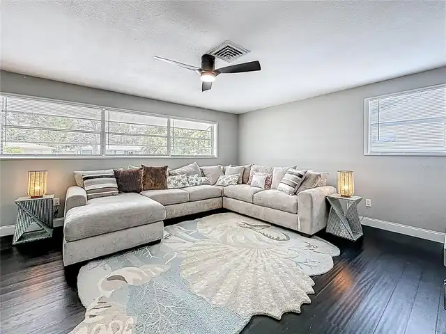 Listing Photo 20