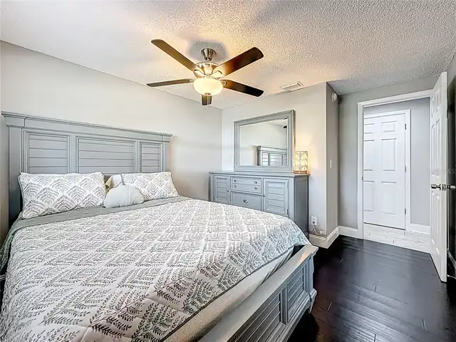 Listing Photo 24