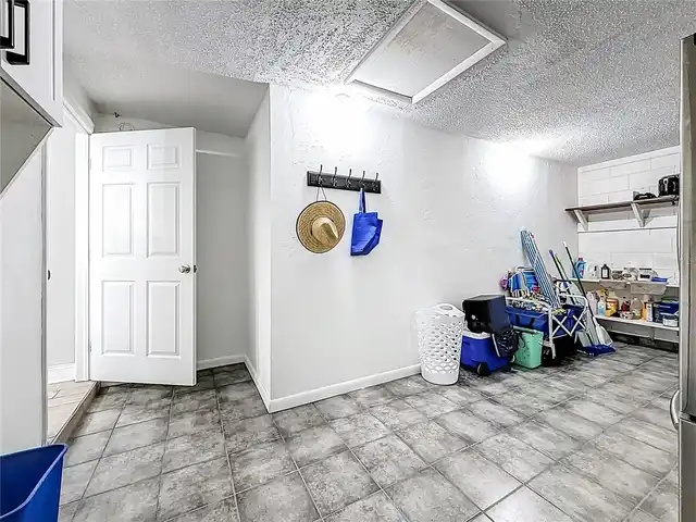 Listing Photo 36