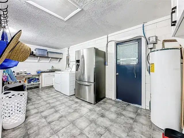 Listing Photo 38