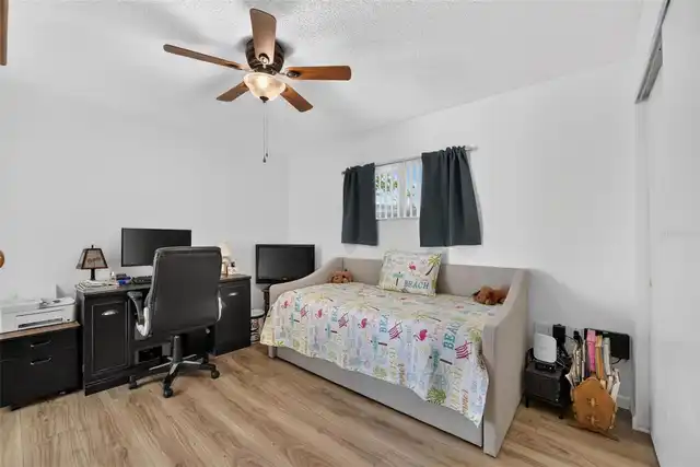 Listing Photo 23