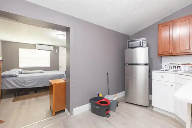 Listing Photo 25