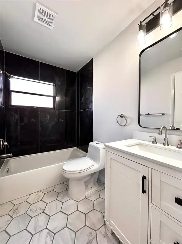 Listing Photo 33
