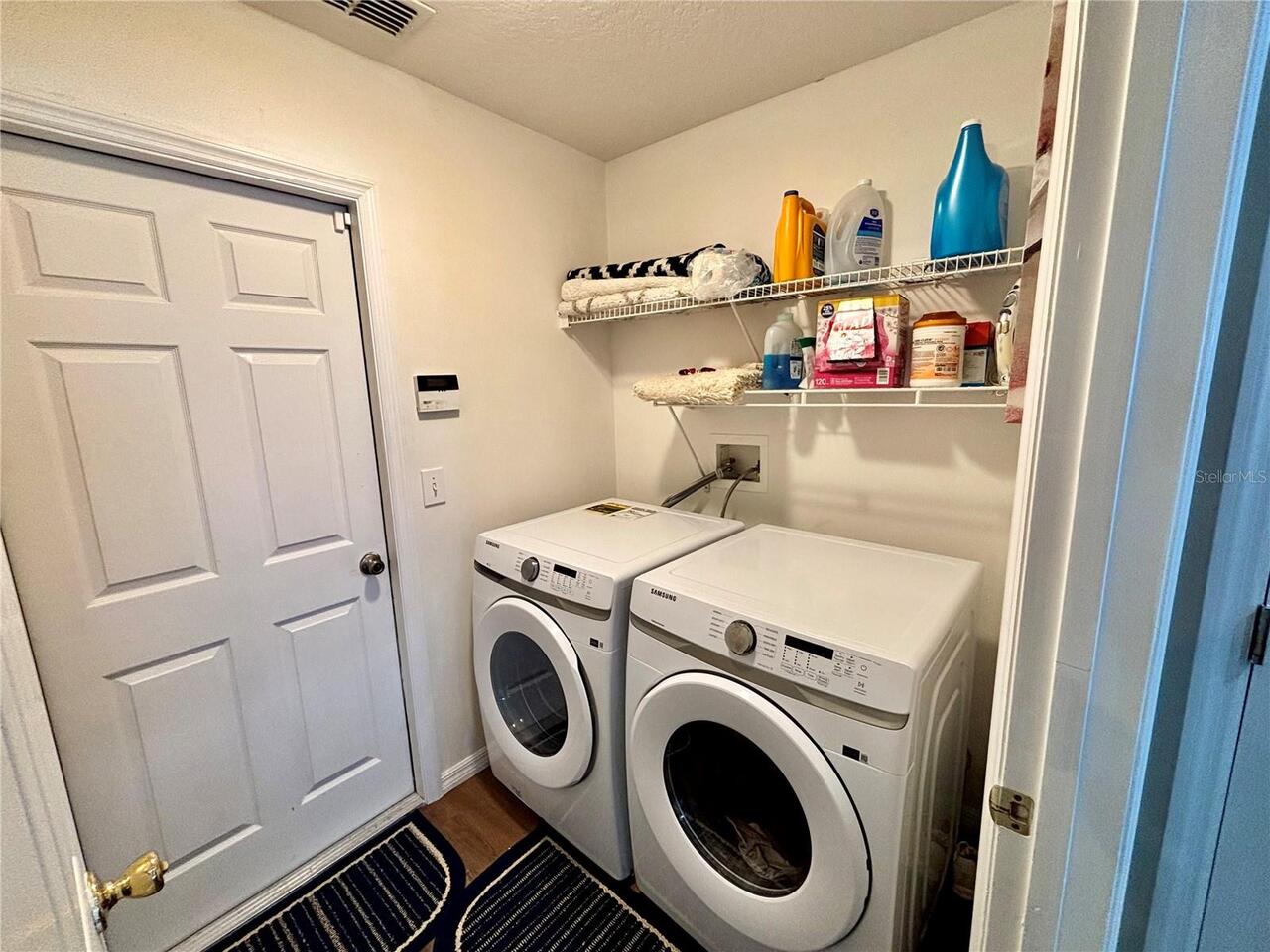 Listing Photo 11