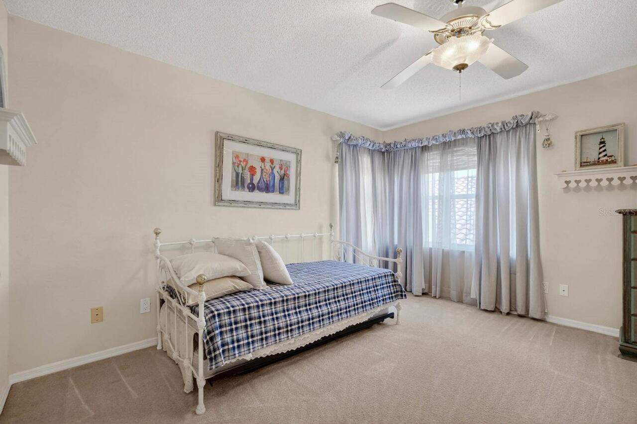 Listing Photo 28