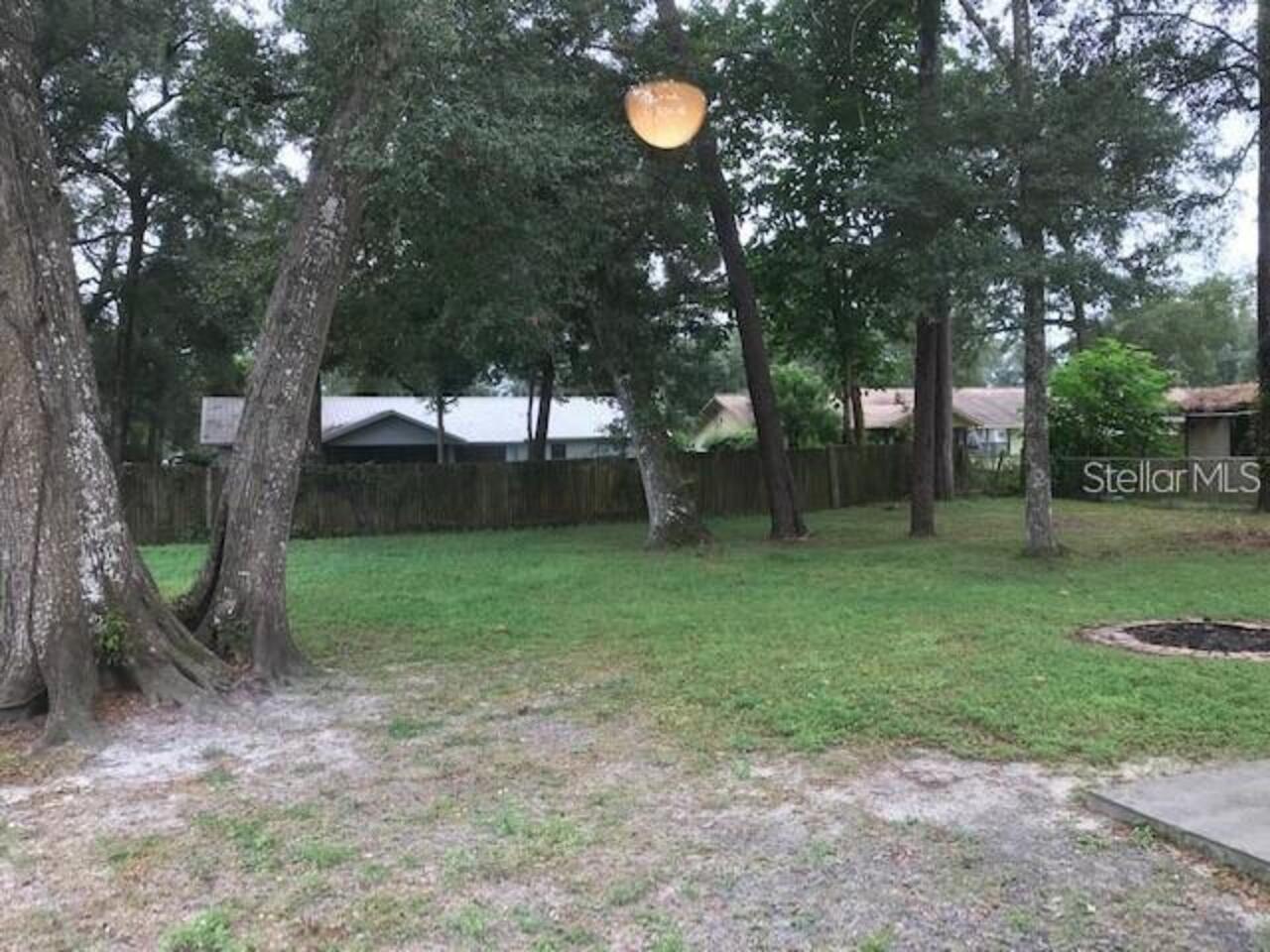 Listing Photo 12